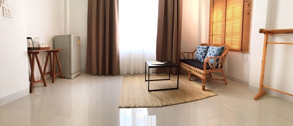 Baan Iyara Hotel Nan Buitenkant foto